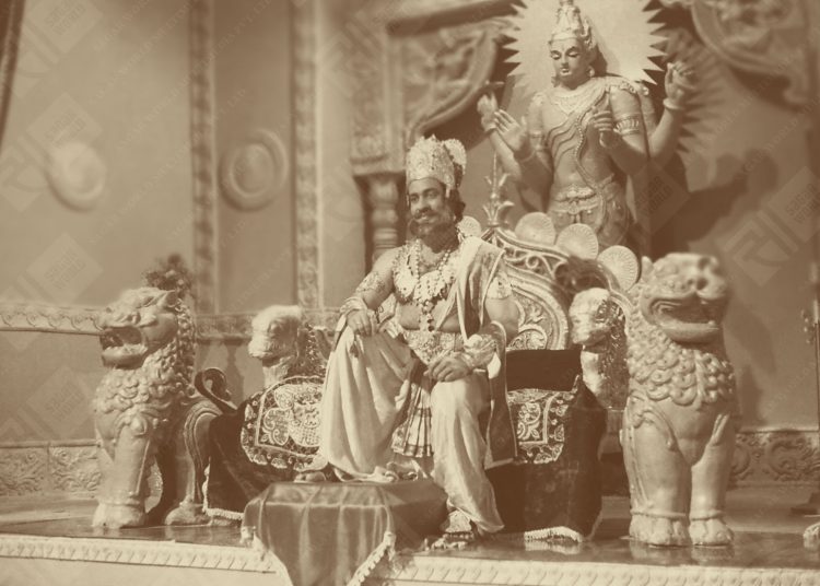 Dashratha – the one who had control over his ten senses