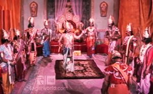 Ravan sends Atikaya , Devantak and Narantaka to battlefield